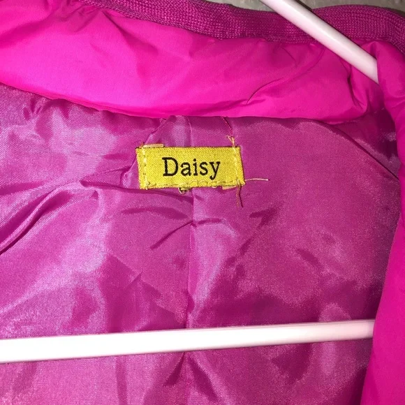 Daisy Vest Size XL Hot Pink Excellent Condition Gold Hardware 20”Arm 2 Arm 24” L - Picture 6 of 7